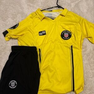 US soccer Yellow and Black Athletic Jersey Set